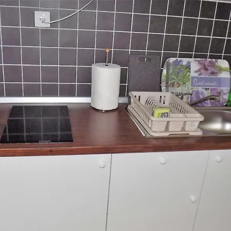 11 Apartament *