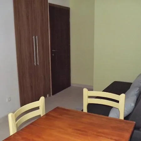 아파트 11 스플리트