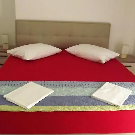 11 아파트 스플리트